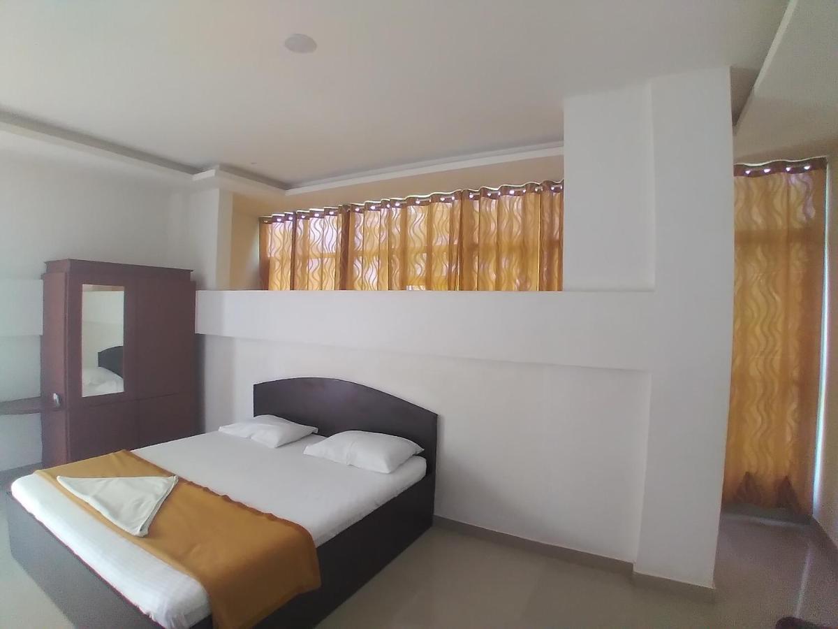 Thabasiya Resorts Kuzhittura Ngoại thất bức ảnh